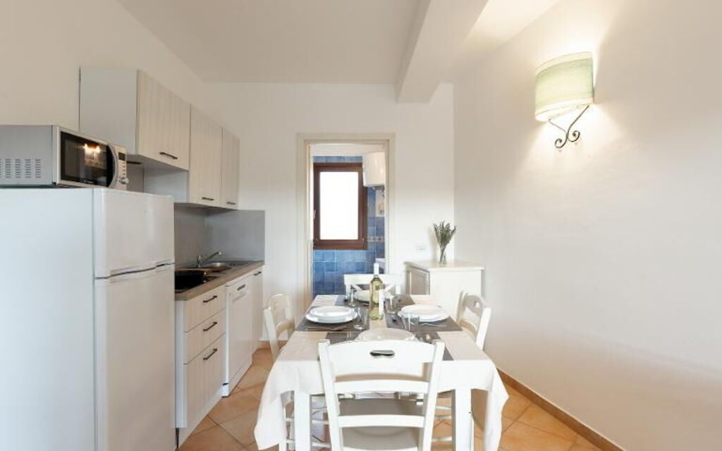 Il Mirto Appartamenti, Ac e Wifi, Gallura - : Autunno, Cucina, Estate, Inverno, Primavera, Sala da pranzo