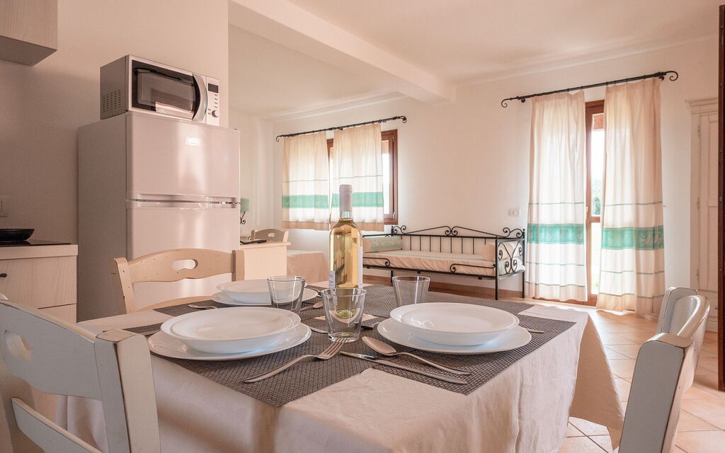 Il Mirto Appartamenti, Ac e Wifi, Gallura - : Autumn, Dining Room, Spring, Summer, Winter