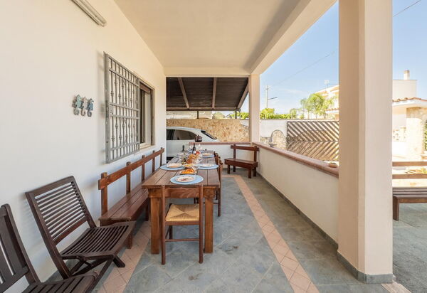 White Sand Private Villa Near The Sea, Wifi: Autunno, Balcone / Terrazza / Patio, Estate, Primavera