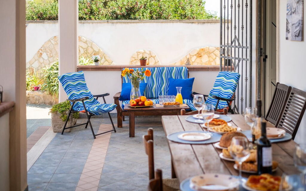 White Sand Private Villa Near The Sea, Wifi: Autunno, Balcone / Terrazza / Patio, Estate, Primavera