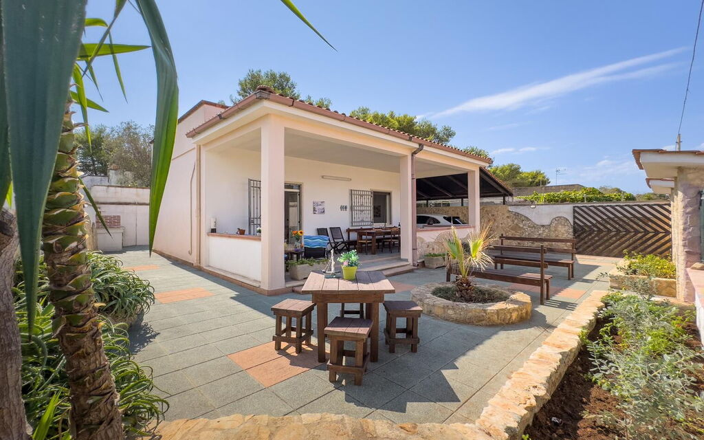 White Sand Private Villa Near The Sea, Wifi: Autunno, Entrata Principale, Estate, Primavera