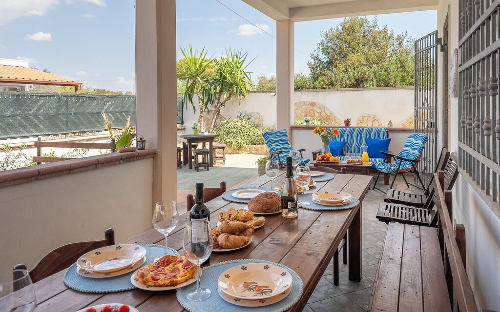 White Sand Private Villa Near The Sea, Wifi: Autunno, Balcone / Terrazza / Patio, Estate, Primavera