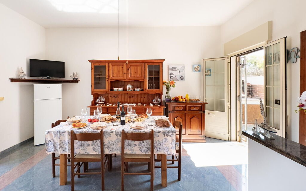 White Sand Private Villa Near The Sea, Wifi: Autunno, Cucina, Estate, Primavera, Sala da pranzo, Soggiorno