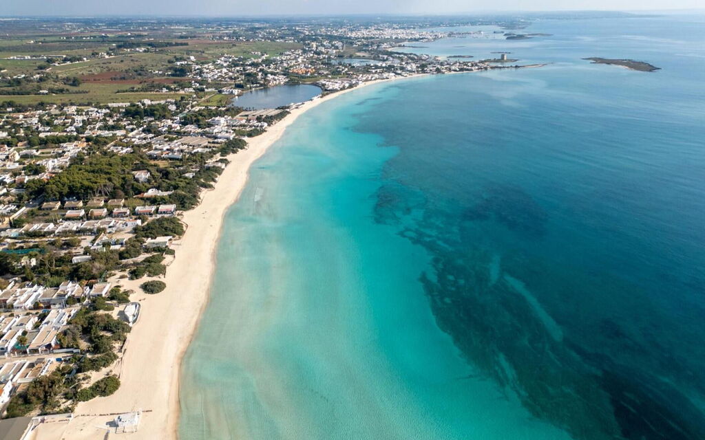 Villetta Red Coral Seaside Salento: Autumn, Building Exterior, Spring, Summer