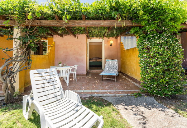 Tropical Residence In Santa Margherita Di Pula: Autunno, Balcone / Terrazza / Patio, Estate, Inverno, Primavera