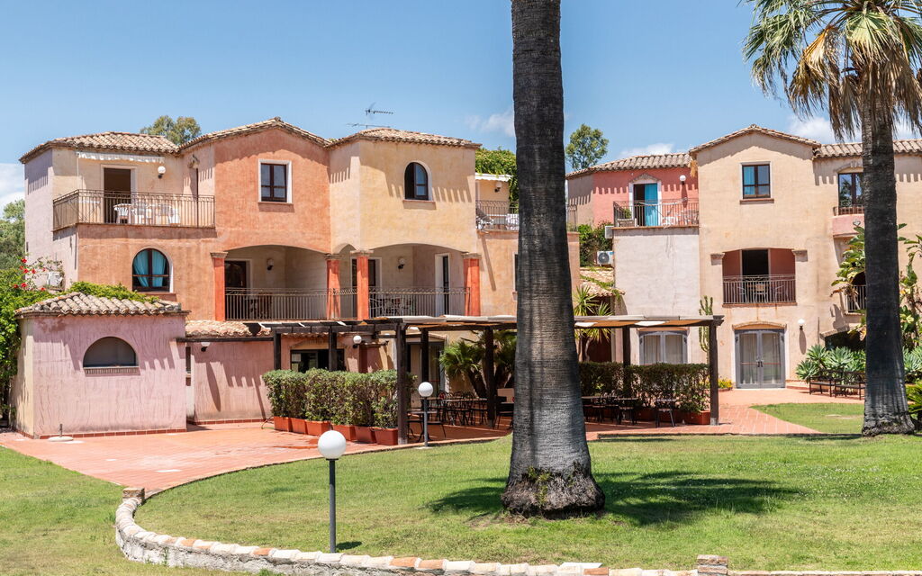 Tropical Residence In Santa Margherita Di Pula: Autunno, Estate, Esterni, Inverno, Primavera