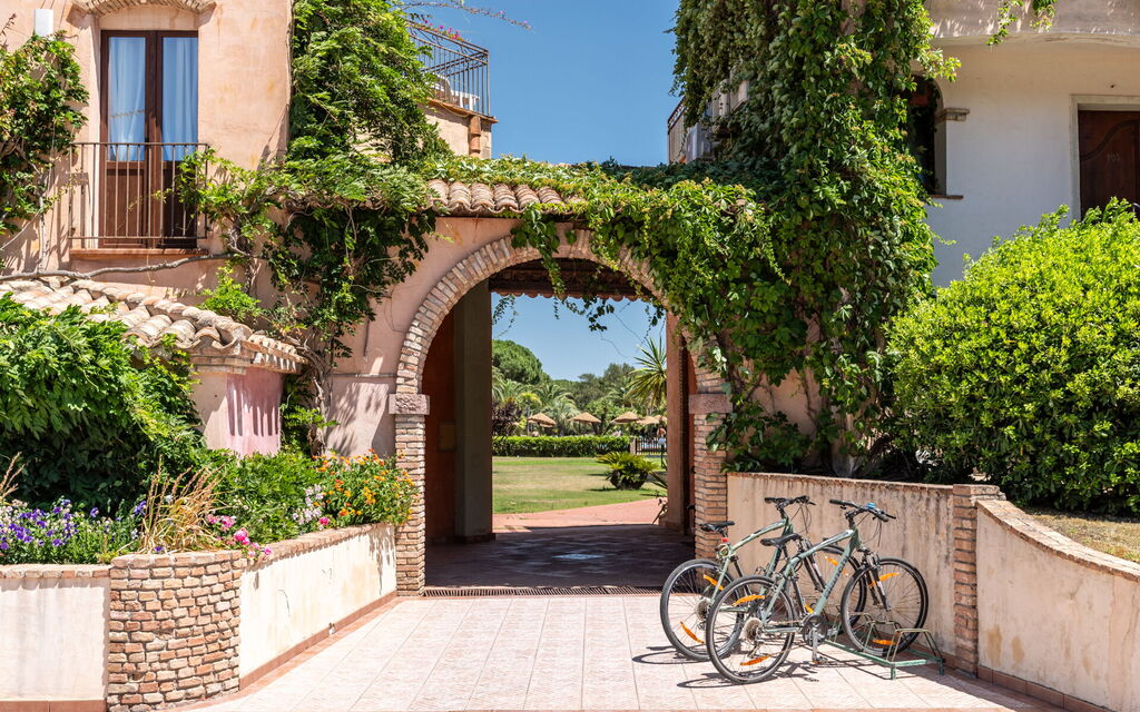 Tropical Residence In Santa Margherita Di Pula: Autunno, Entrata Principale, Estate, Inverno, Primavera