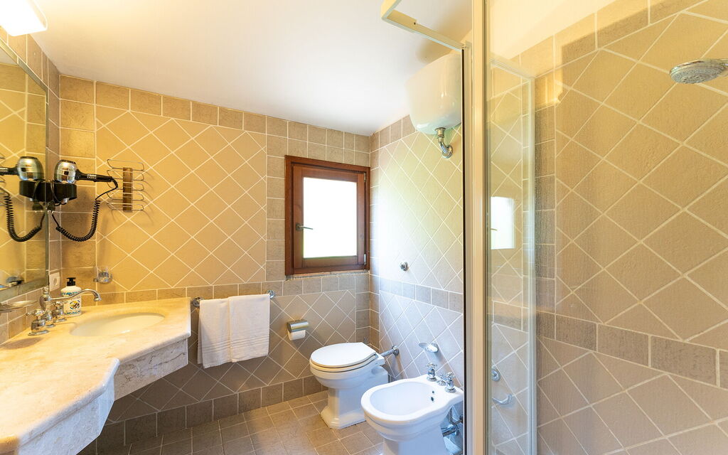 Tropical Residence In Santa Margherita Di Pula - : Autunno, Bagno, Estate, Inverno, Primavera