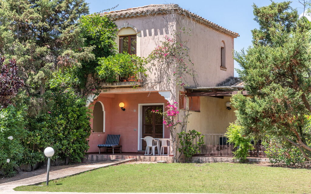 Tropical Residence In Santa Margherita Di Pula: Autunno, Estate, Esterni, Inverno, Primavera