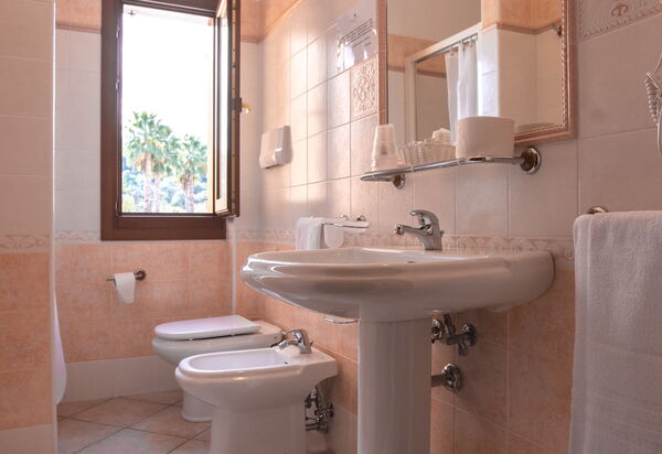 Violet Residence In Orosei: Autunno, Bagno, Estate, Inverno, Primavera