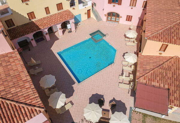 Violet Residence In Orosei: Autunno, Estate, Inverno, Piscina, Primavera