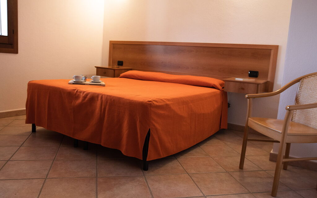 Violet Residence In Orosei - : Autumn, Bedroom, Spring, Summer, Winter