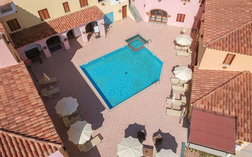 Violet Residence In Orosei: Autumn, Pool, Spring, Summer, Winter