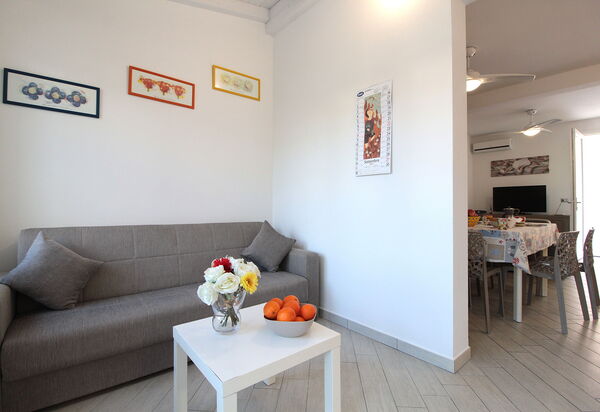 Villetta Elena, Ac, Wifi, Lido Degli Scacchi: Autumn, Living Room, Spring, Summer