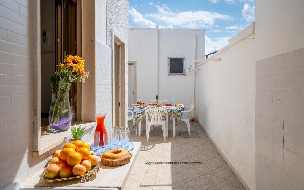 Villa Heart Island Vista Mare: Autumn, Building Exterior, Spring, Summer