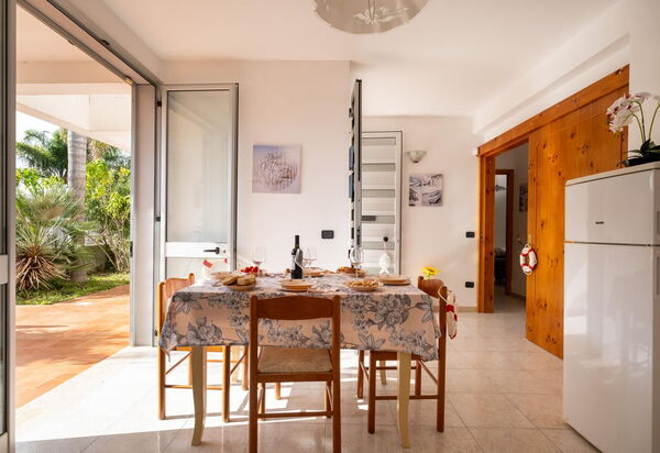 Villetta Sea Breeze, Wi-fi, Garden And Ac: Autunno, Estate, Inverno, Primavera, Sala da pranzo