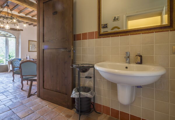 San Paolo Farm, Wifi, Pool, Val Di Cecina: Autunno, Bagno, Estate, Primavera