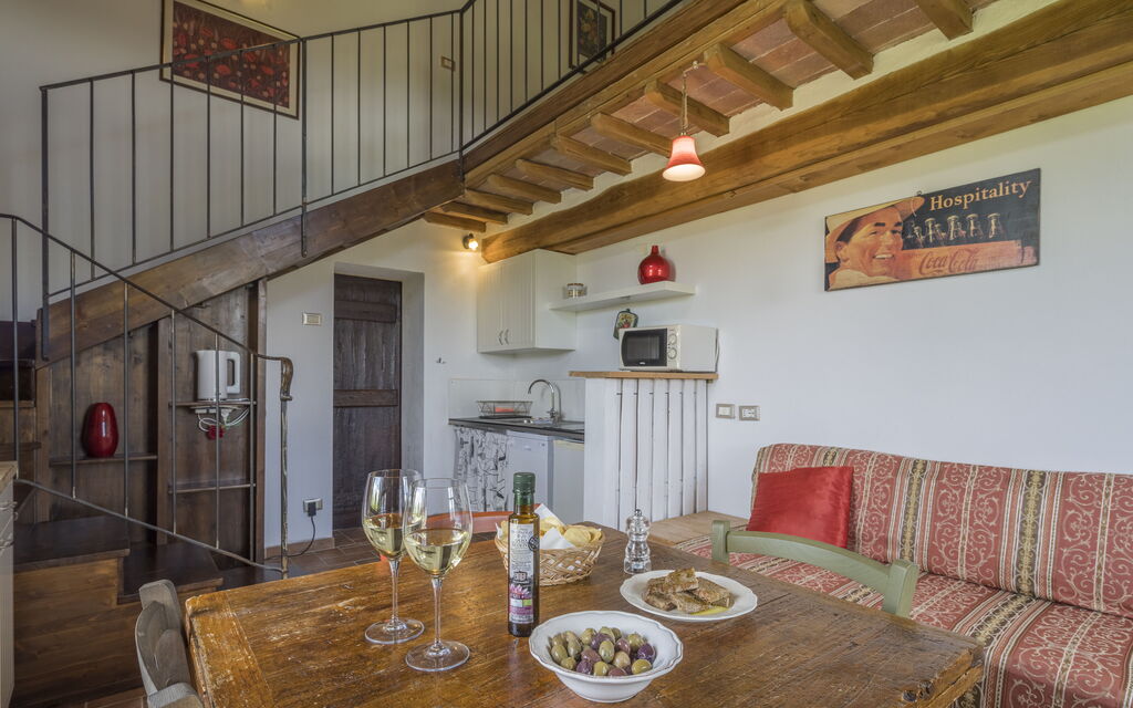 San Paolo Farm, Wifi, Pool, Val Di Cecina: Autunno, Cucina, Estate, Primavera, Soggiorno