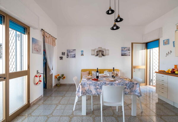 Sunny Haven Villa In Torre Lapillo: Autunno, Estate, Inverno, Primavera, Sala da pranzo