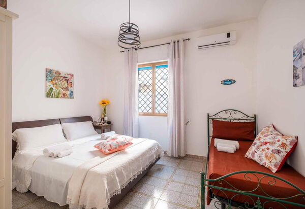 Sunny Haven Villa In Torre Lapillo: Autunno, Camera da letto, Estate, Inverno, Primavera