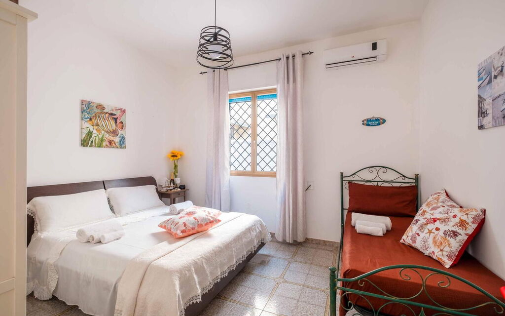 Sunny Haven Villa In Torre Lapillo: Autumn, Bedroom, Spring, Summer, Winter