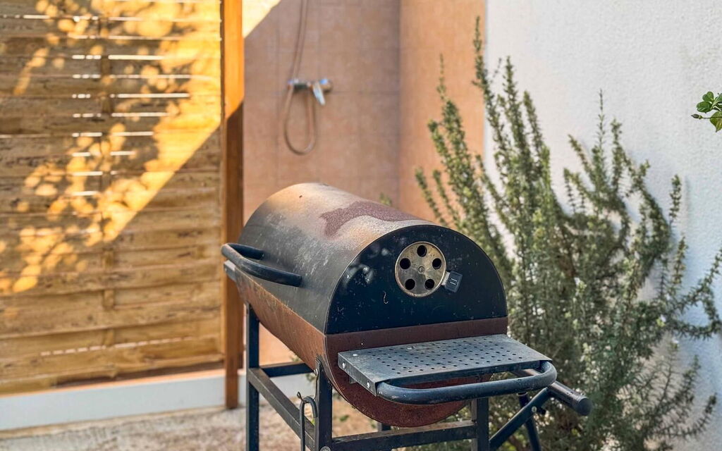 Sunny Haven Villa In Torre Lapillo: Autumn, Garden, Spring, Summer, Winter