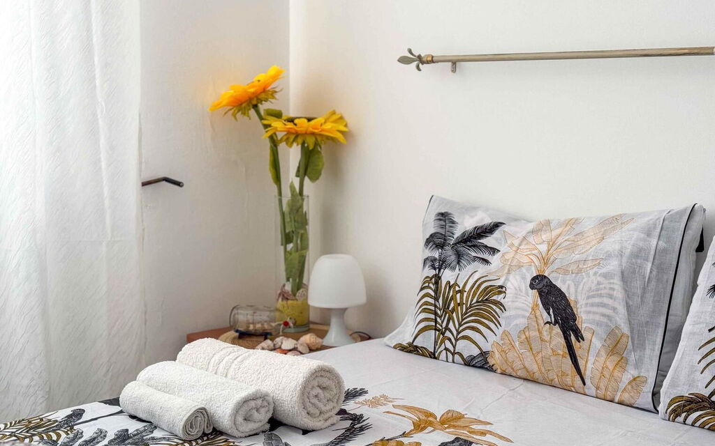 Sunny Haven Villa In Torre Lapillo: Autumn, Bedroom, Spring, Summer, Winter