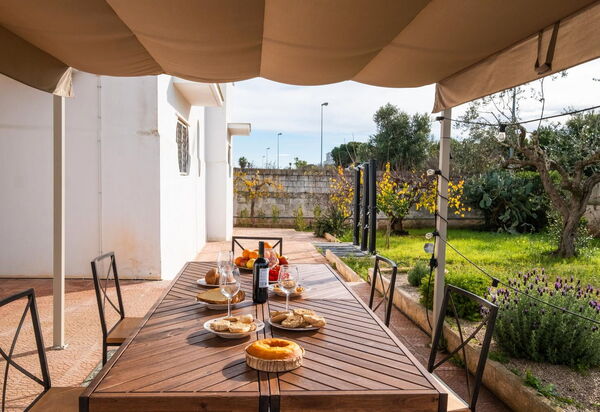 Sunshine Escape Villa In Porto Cesareo, Wi-fi, Ac: Autunno, Estate, Giardino, Primavera