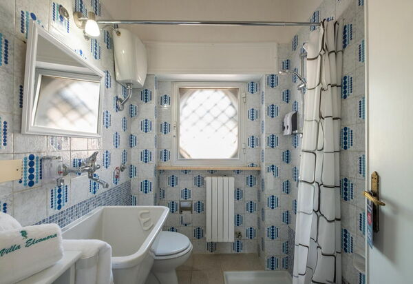 Sunshine Escape Villa In Porto Cesareo, Wi-fi, Ac: Autunno, Bagno, Estate, Inverno, Primavera