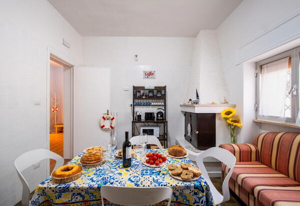 Sunshine Escape Villa In Porto Cesareo, Wi-fi, Ac: Autunno, Estate, Inverno, Primavera, Sala da pranzo