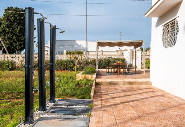 Sunshine Escape Villa In Porto Cesareo, Wi-fi, Ac: Autunno, Entrata Principale, Estate, Giardino, Inverno, Primavera