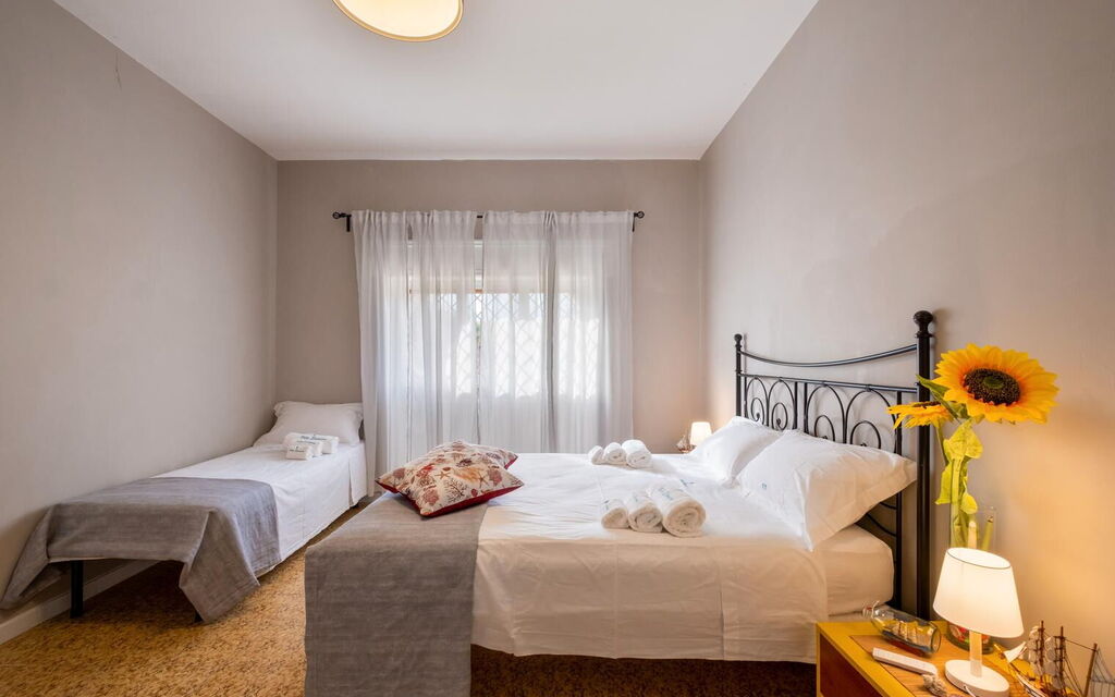 Sunshine Escape Villa In Porto Cesareo, Wi-fi, Ac: Autumn, Bedroom, Spring, Summer, Winter