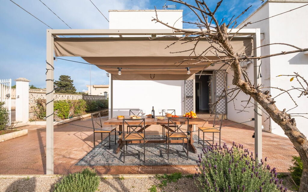 Sunshine Escape Villa In Porto Cesareo, Wi-fi, Ac: Autumn, Garden, Spring, Summer, Winter