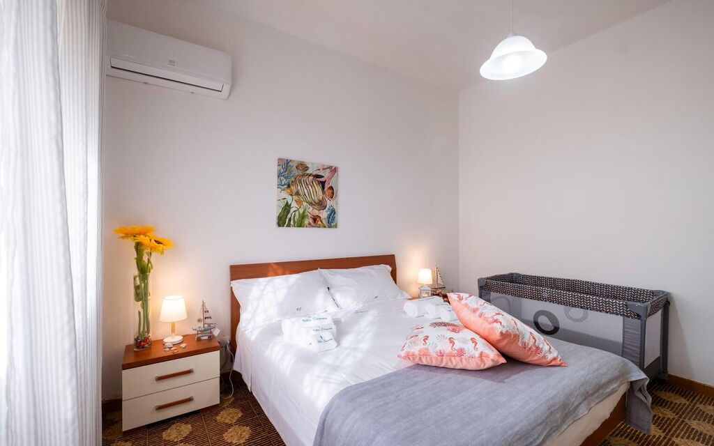Sunshine Escape Villa In Porto Cesareo, Wi-fi, Ac: Autumn, Bedroom, Spring, Summer, Winter
