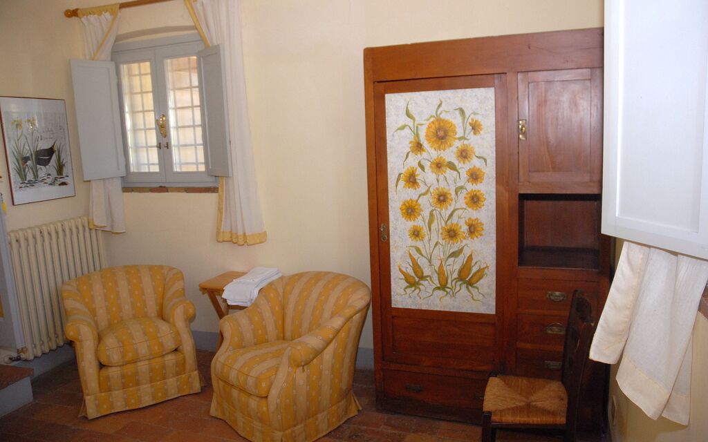 Podere San Giovanni: podere-san-giovanni-narni-terni-villa-camera-da-letto