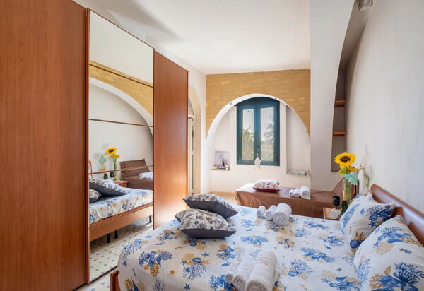 Coral Apartment In Porto Cesareo: Autunno, Camera da letto, Estate, Primavera