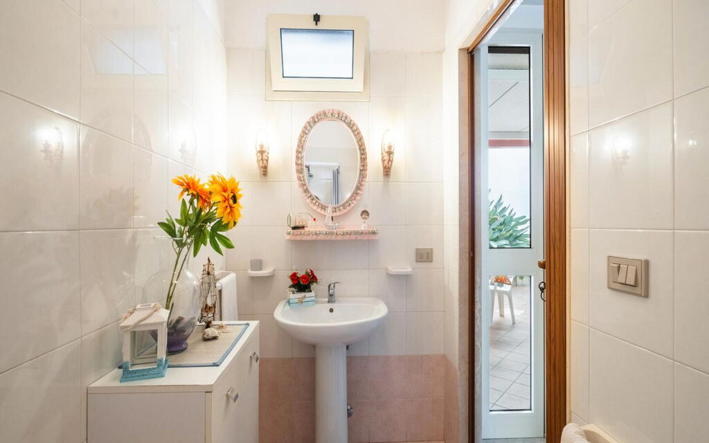 Sealight Apartment Porto Cesareo: Autumn, Bathroom, Spring, Summer