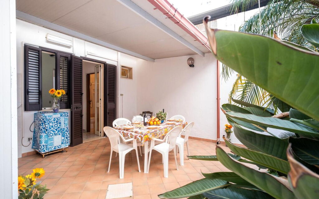 Sealight Apartment Porto Cesareo: Autumn, Building Exterior, Spring, Summer