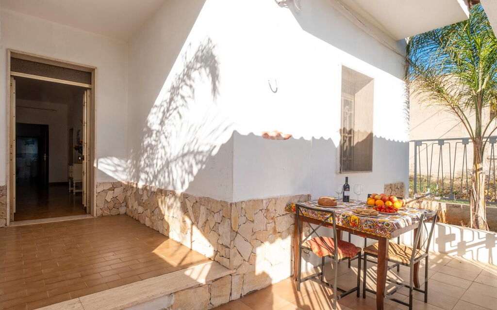 Villa Aloha in Porto Cesareo Ac: Autumn, Main Entrance, Spring, Summer