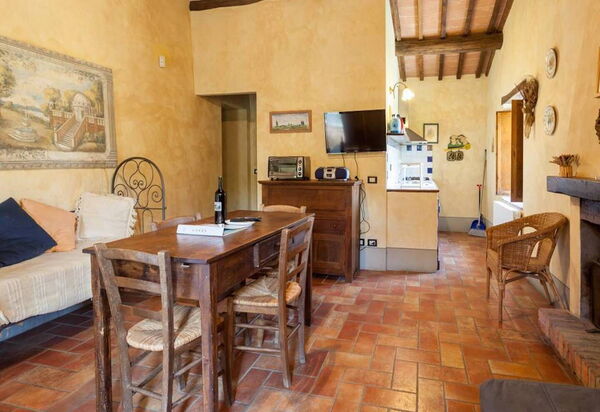 Borgo Santa Maria, Private Pool, Perugia: Autumn, Kitchen, Living Room, Spring, Summer
