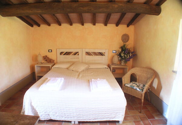 Borgo Santa Maria, Private Pool, Perugia: Autumn, Bedroom, Spring, Summer