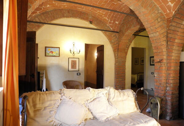 Borgo Santa Maria, Private Pool, Perugia: Autumn, Spring, Summer