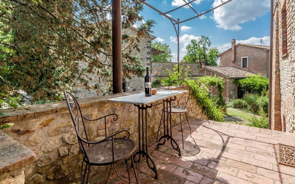 Borgo Santa Maria, Private Pool, Perugia: Autumn, Spring, Summer