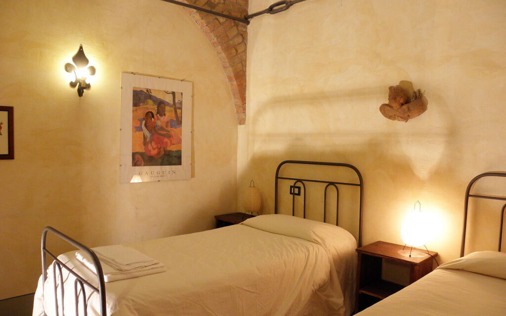 Borgo Santa Maria, Private Pool, Perugia: Autumn, Bedroom, Spring, Summer