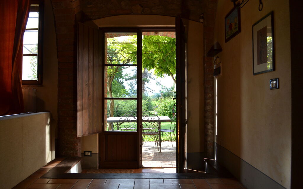 Borgo Santa Maria, Private Pool, Perugia: Autumn, Spring, Summer