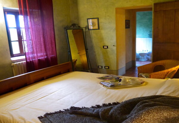 Appartamento Rustico, Wifi, Perugia: Autumn, Bedroom, Spring, Summer, Winter
