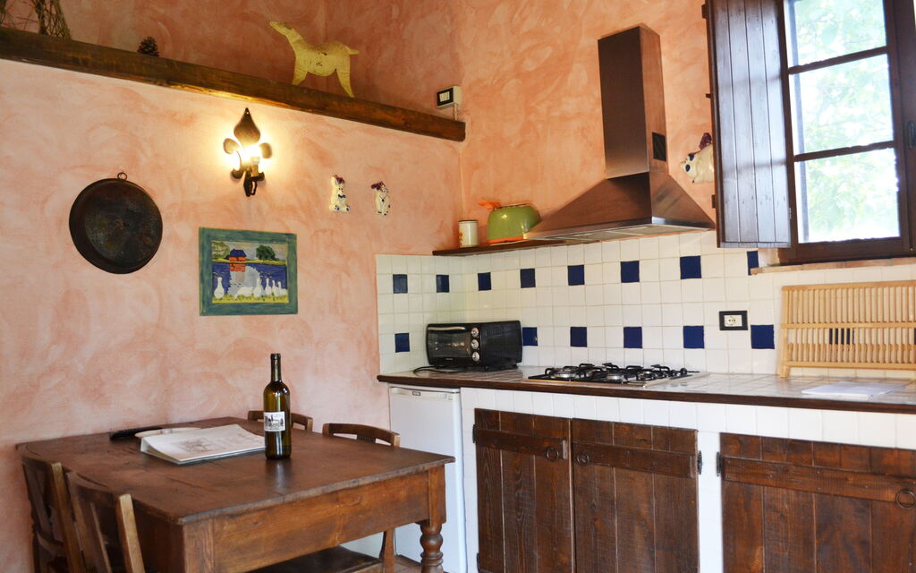 Appartamento Scuderia Del Borgo, Wifi, Perugia: Autumn, Kitchen, Spring, Summer, Winter