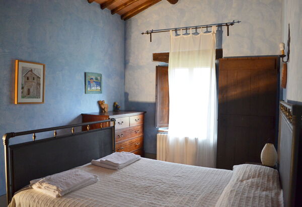 Appartamento La Torretta Di Pietra, Wifi, Perugia: Autumn, Bedroom, Spring, Summer, Winter