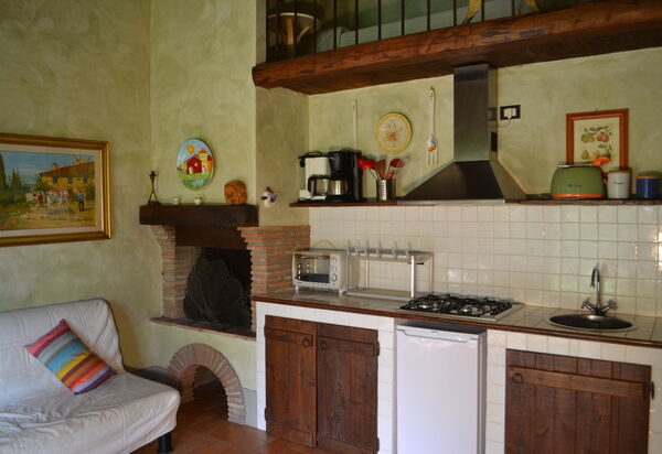 Appartamento Il Fienile Del Sole, Wifi, Perugia: Autumn, Kitchen, Spring, Summer, Winter