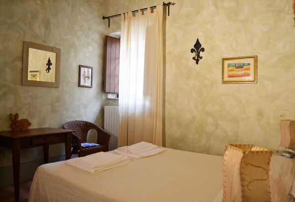 Appartamento Il Fienile Del Sole, Wifi, Perugia: Autumn, Bedroom, Spring, Summer, Winter